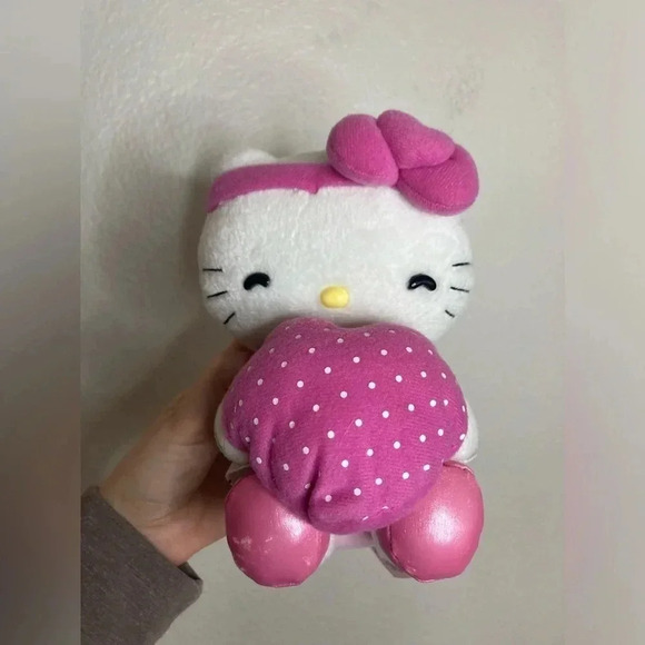 NWT Hello Kitty Sanrio Plush Cell Phone Holder Pink Heart 7” Tall - Picture 1 of 10